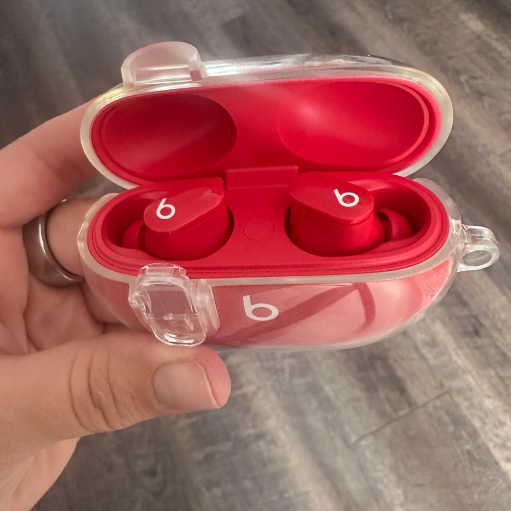 Beats Studio Buds